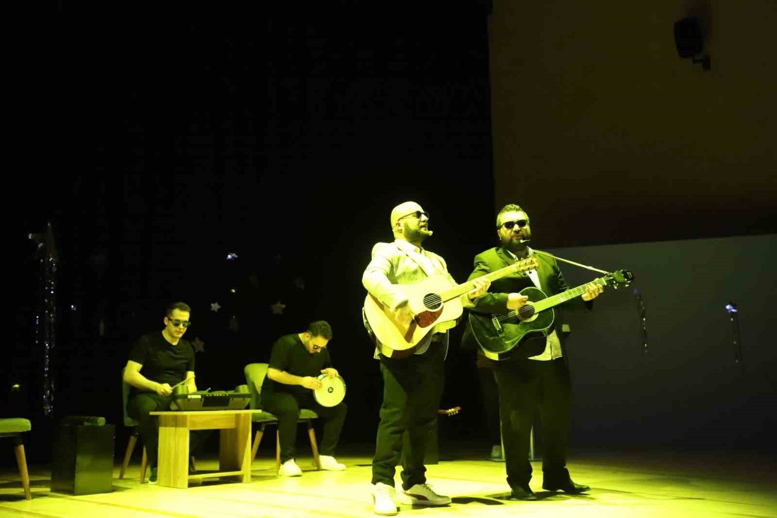 turgutlu-belediyesinden-90-li-yillara-muzik-dolu-yolculuk