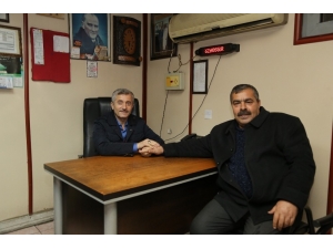 Tahmazoğlu Yeni Yılı Taksicilerle Karşıladı