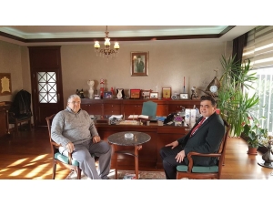 Başkan Yalçın, Eski Devlet Bakanı Şeker İle Bir Araya Geldi