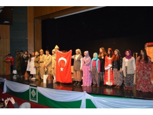 “Destan 1915’den Milli Mücadeleye” Seyirciyle Buluştu