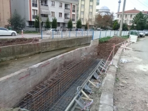 Sarmaşık Dere’ye Araç Geçiş Köprüsü