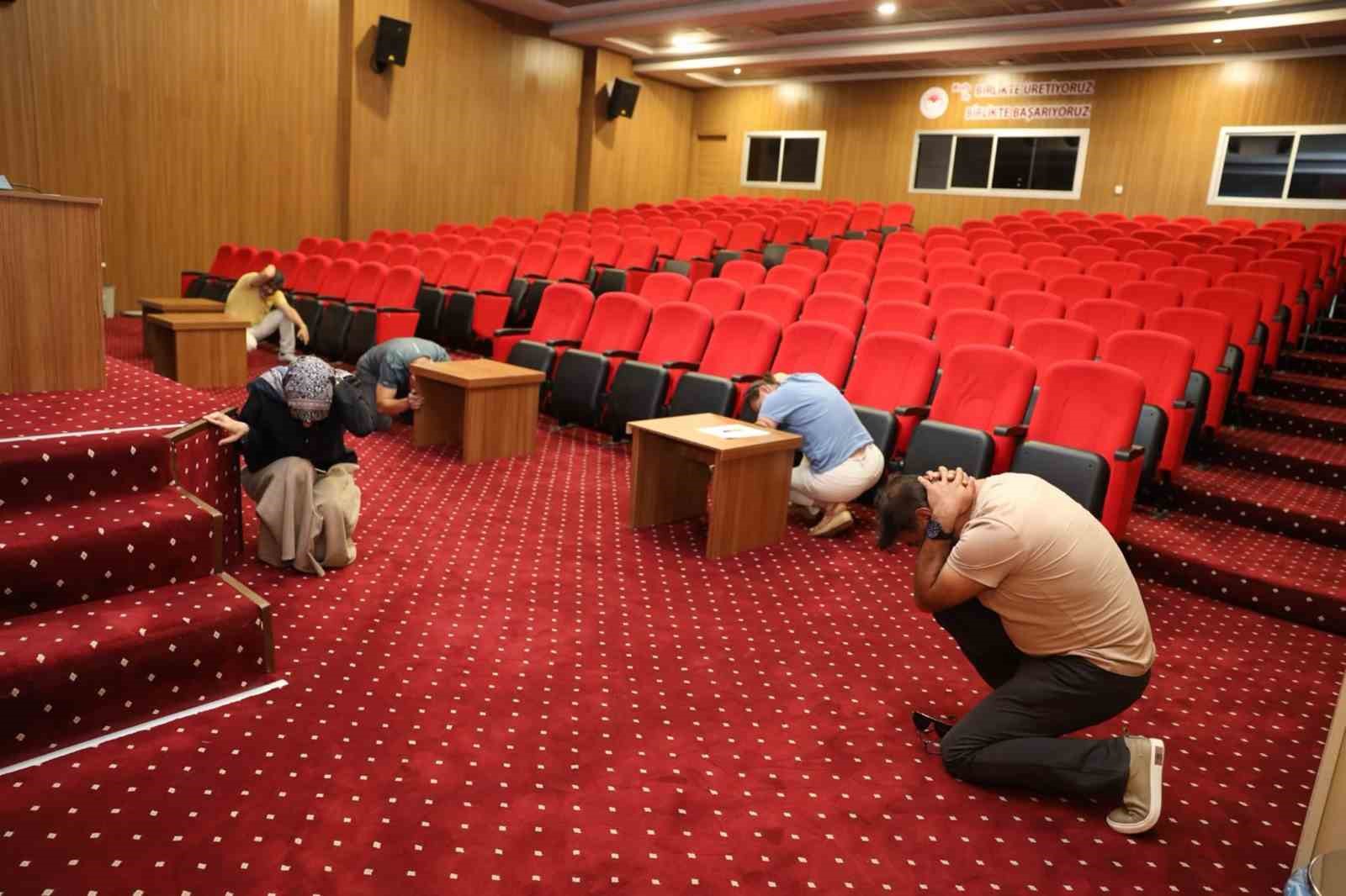 afad-dan-mugla-tarim-ve-orman-il-mudurlugu-personeline-acil-durum-egitimi