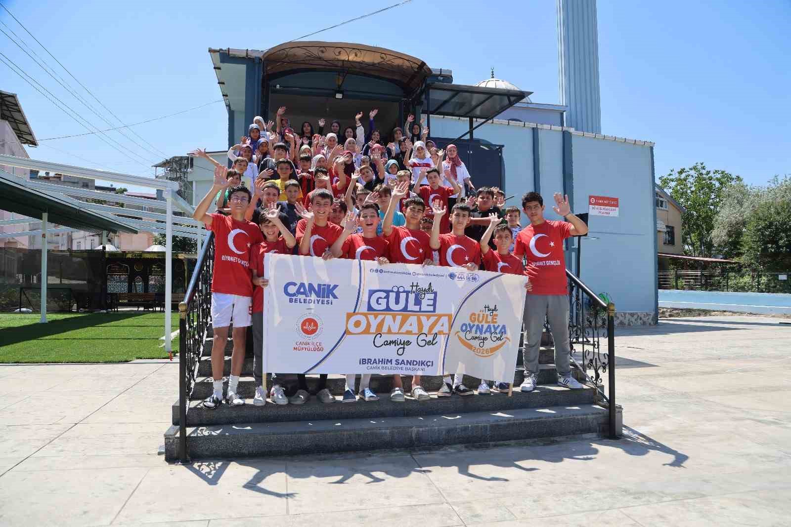 canik-te-cocuklar-camilere-akin-ediyor