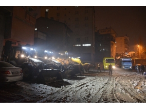 Hakkari Belediyesi Karla Mücadele Çalışması