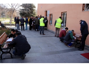 Taşeron İşçilerin Kadro Başvuruları Başladı