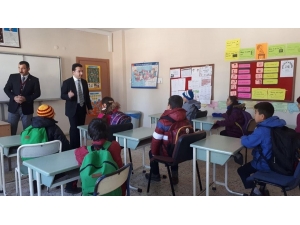 Kaymakam Özerden’den Eğitime Destek