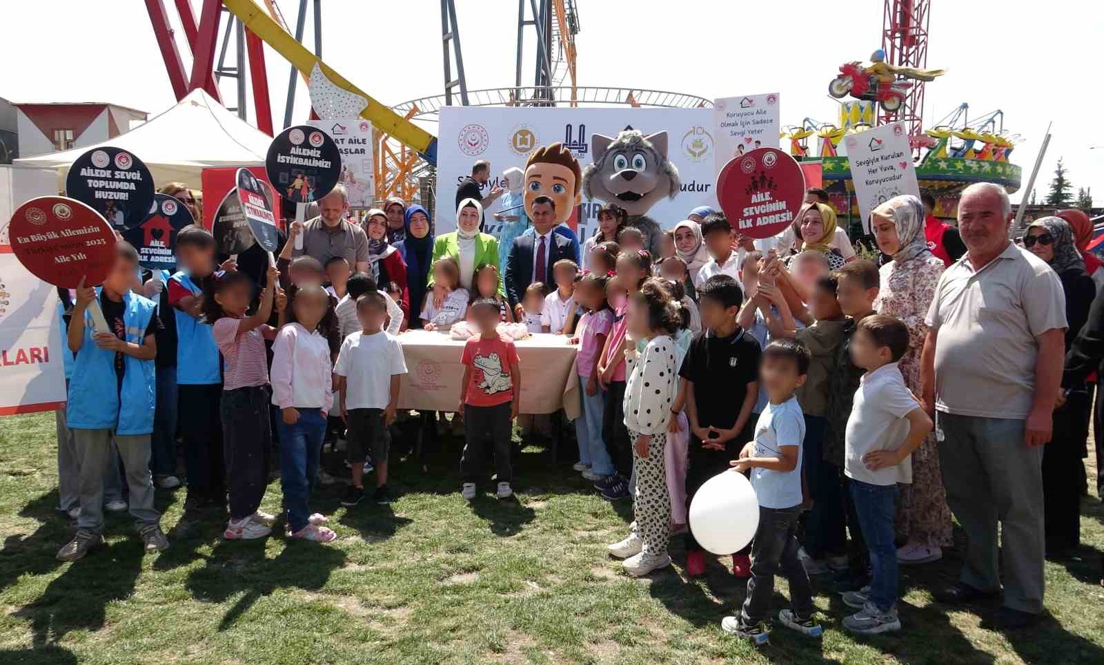 koruyucu-aileler-ve-cocuklar-festivalde-bulustu