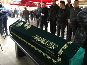 Başbakan Yıldırım Dayısının Oğlunu Son Yolculuğuna Uğurladı