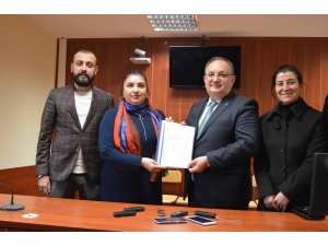 Ak Parti İl Başkanı Akmeşe: “Edirneliler Bize Güveniyor Ama Oyu Vermiyor”