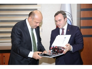 Başbakan Yardımcısı Işık, Siirt Belediyesini Ziyaret Etti