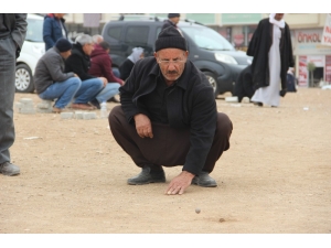 Gülle Oyunuyla Çocukluklarına Döndüler