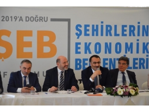 Kütahya’da ’Şehirlerin Ekonomik Beklentileri’ Forumu