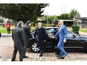 11.cumhurbaşkanı Abdullah Gül, Cuma Namazını Fatih Ormanı Cami’nde Kıldı