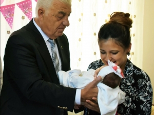 “Hoşgeldin Bebek” Projesi Sağlıklı Bebekler Yetişiyor