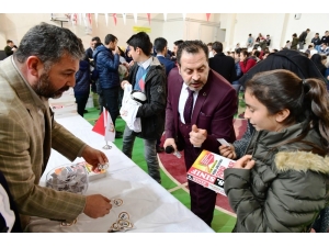 Büyükşehirden Öğrencilerin Eğitimine Destek