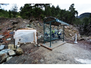 Çocuklar Üşemesin Diye