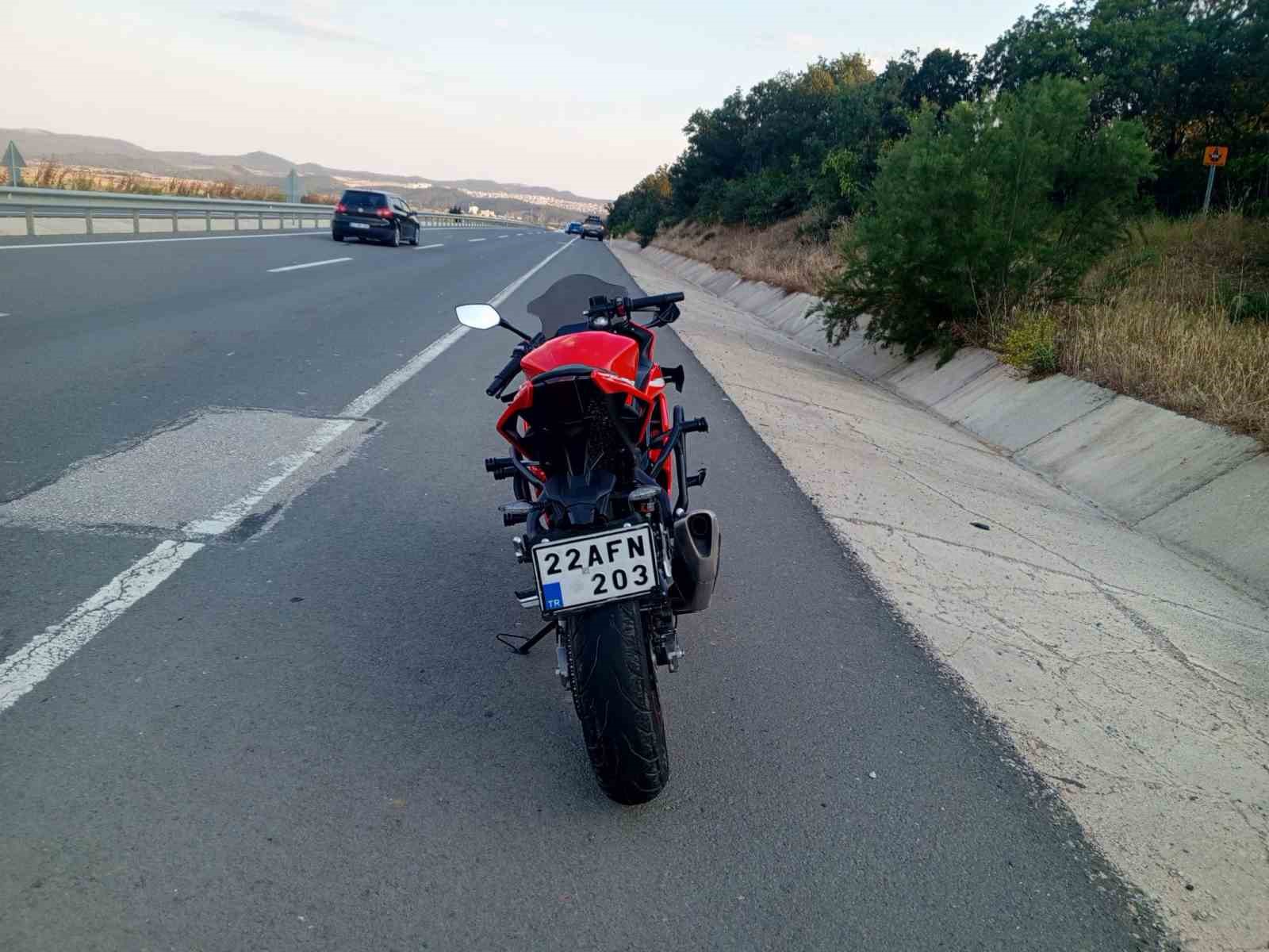kesan-da-otomobil-ile-carpisan-motosiklet-surucusu-yaralandi