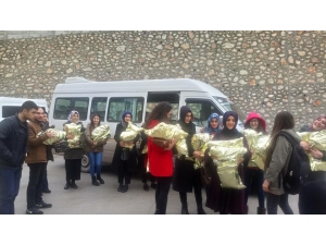 ‘Kışlar Soğuk Geçmesin’ Projesi İle Öğrencilere Destek