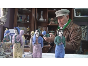 Çiniye Gönül Veren Bir Usta