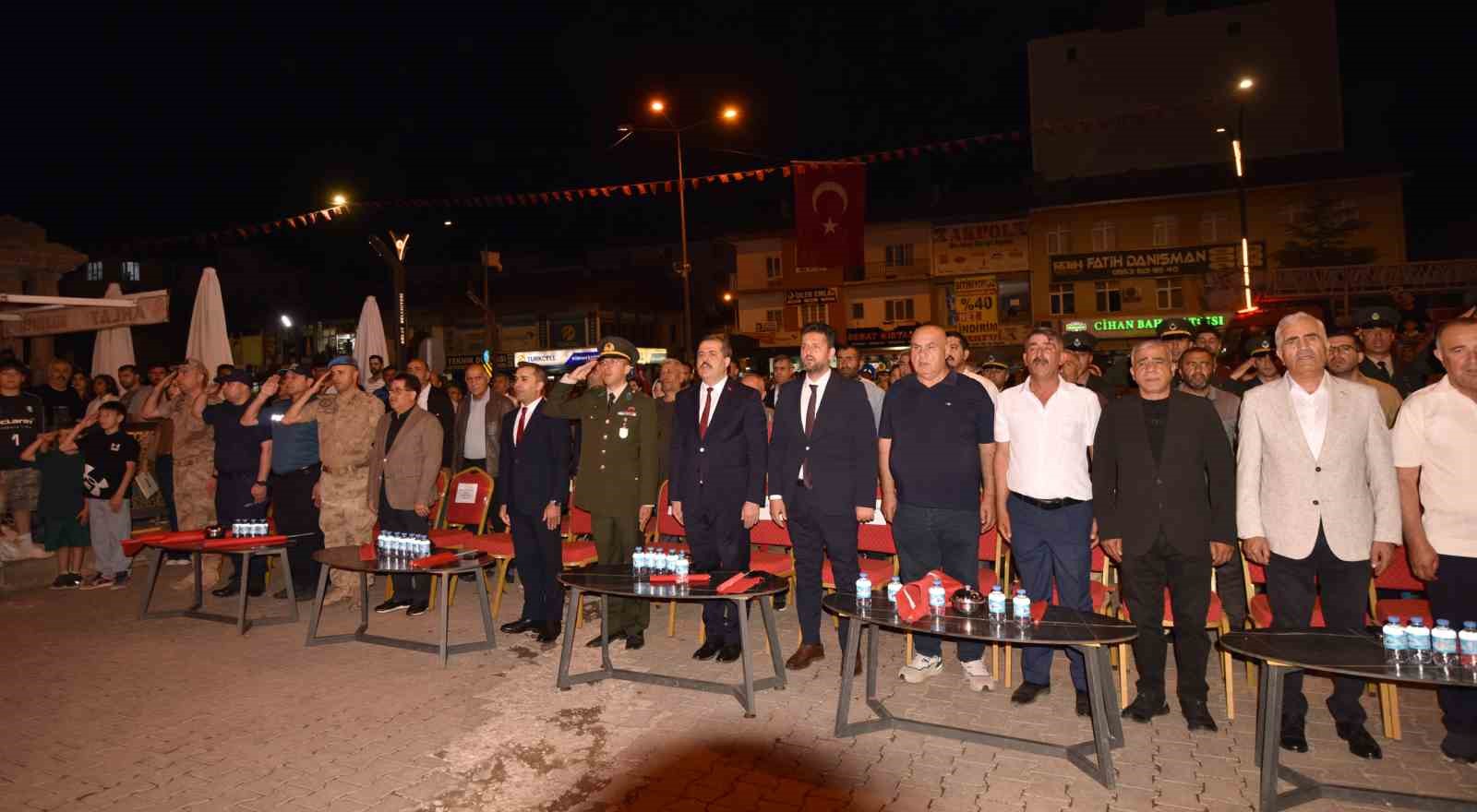 ahlat-ta-15-temmuz-demokrasi-ve-milli-birlik-gunu-etkinligi