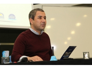 Yazarlık Atölyesi’nde Dersler Başladı