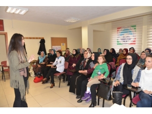 Mel-mek Kursiyerlerine ’Evlilik Öncesi Eğitim Semineri’ Verildi
