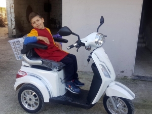 Küçük Mert Ali’ye Çifte Mutluluk