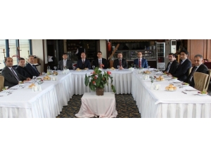 Eğitimde 2018 Stratejisi Altınova’da Belirlendi