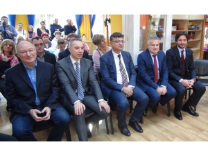 Macaristan’da 100 Öğrenci Türkçe Öğrenecek