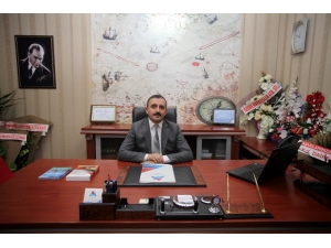 Aiçü’de Rektör Yardımcılığı Görevine Prof. Dr. Faruk Kaya Atandı