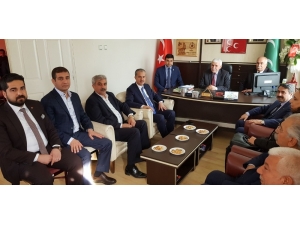 Ak Parti’den Mhp’ye İadeyi Ziyaret