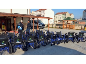 Çifteler Belediyesi’nden 250 Engelli Ve Yardıma Muhtaç Vatandaşa Sandalye