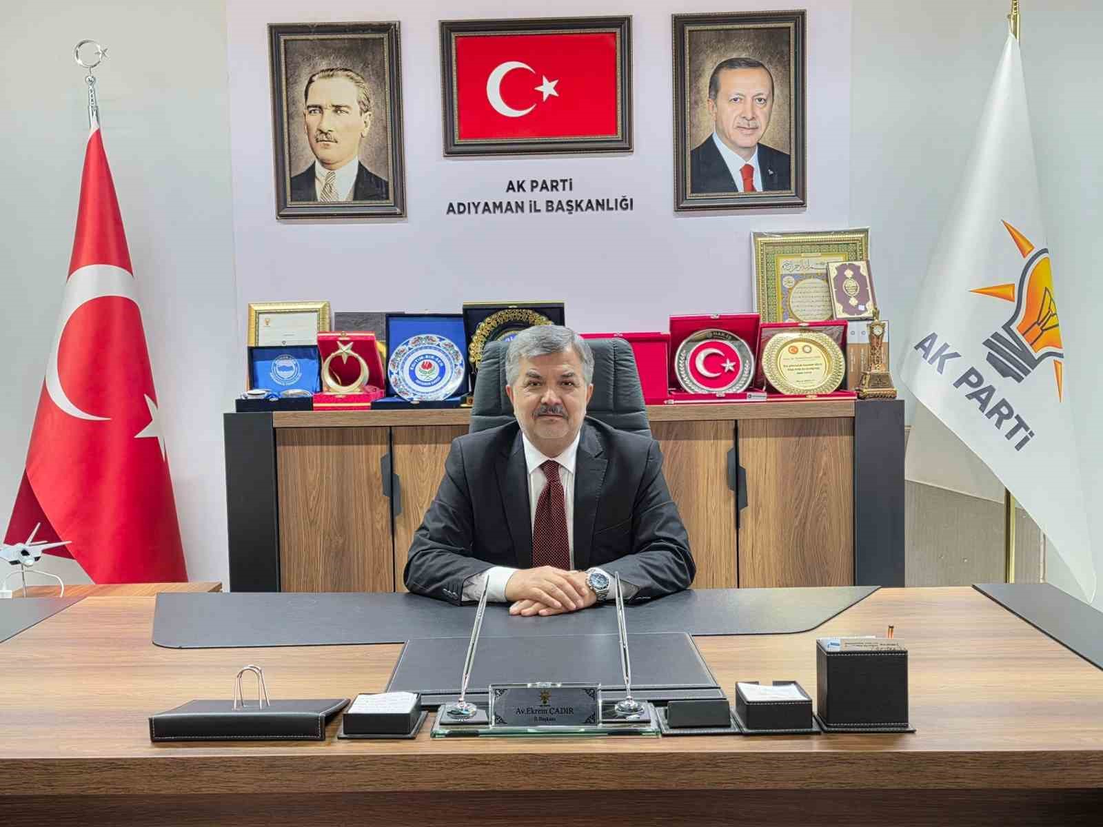 baskan-ekrem-cadir-dan-15-temmuz-mesaji