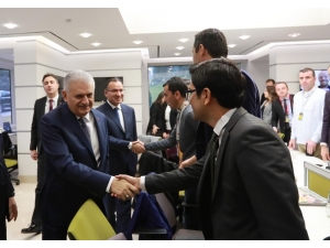 Başbakan Yıldırım, ’10 Ocak Çalışan Gazeteciler Günü’ Dolayısıyla Başbakanlık Muhabirleriyle Bir Araya Geldi