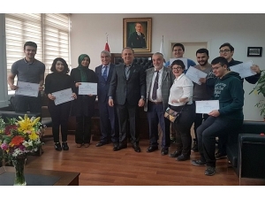 ‘Sen De Engelsiz Doktor Ol’ Dediler