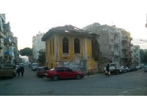 Tarihi Yapılar İlgi Bekliyor