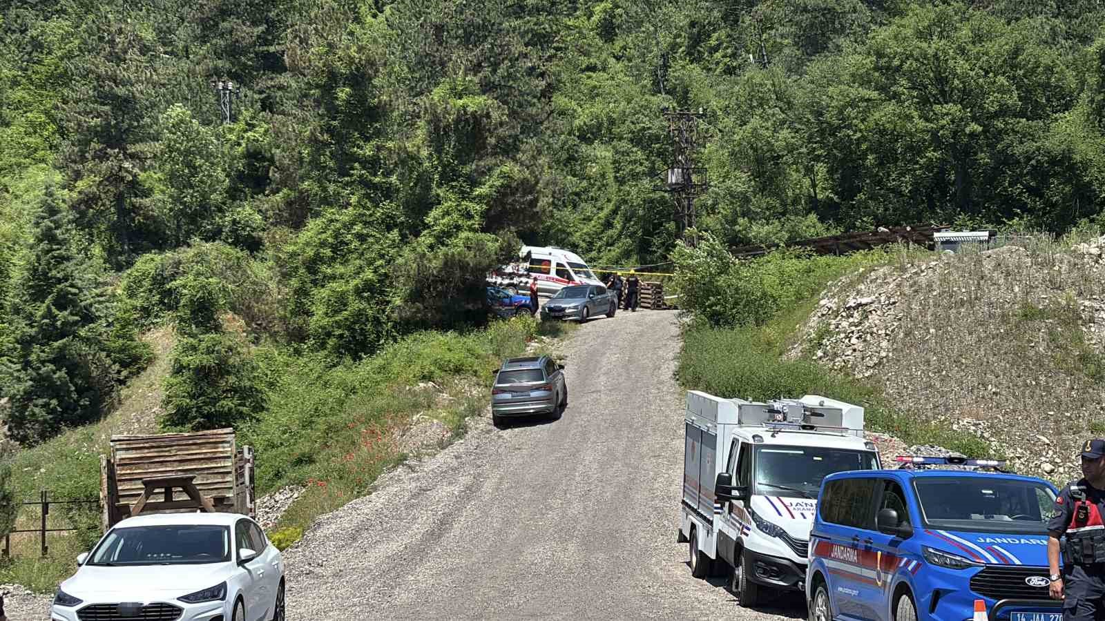 bolu-da-maden-gocugunde-12-saat-geride-kaldi