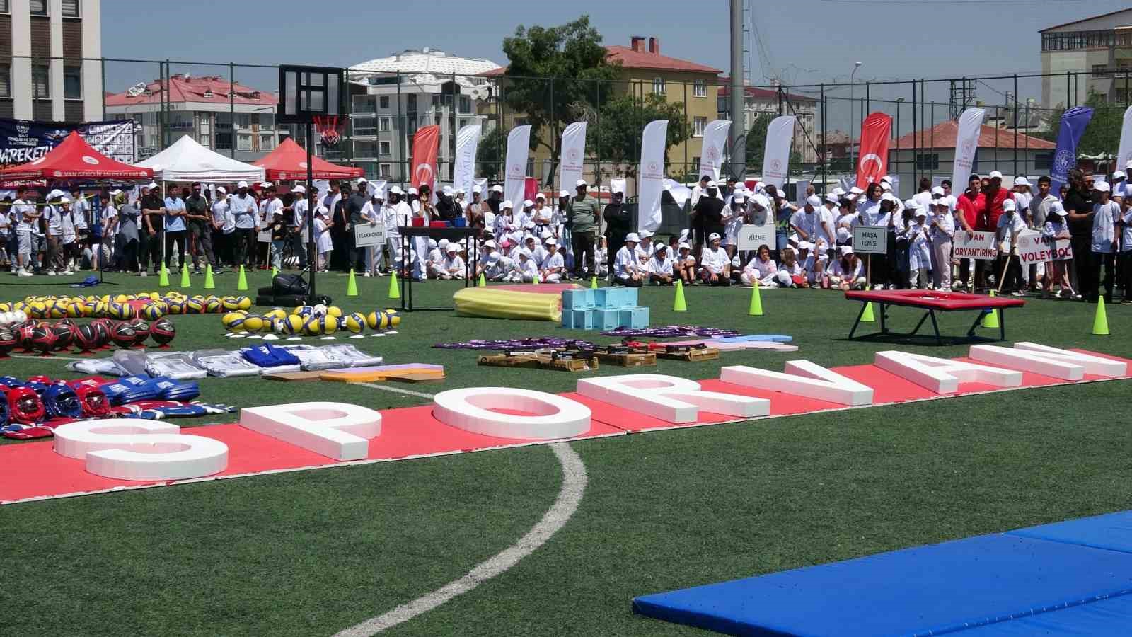 van-da-gsb-spor-okullari-ve-engelsiz-spor-okullari-kapilarini-acti