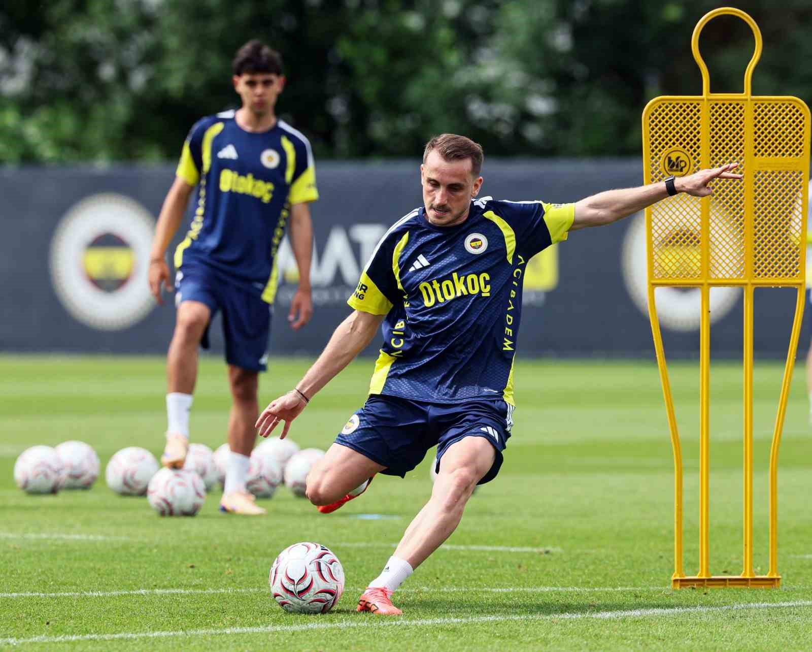 fenerbahce-yeni-sezon-hazirliklarina-devam-ediyor