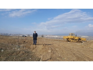 Pazaryeri’nde Tarlalar İnşaat Atıklarından Temizleniyor