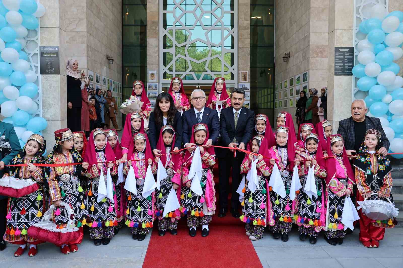 sivas-ta-hayat-boyu-ogrenme-sergisi-acildi