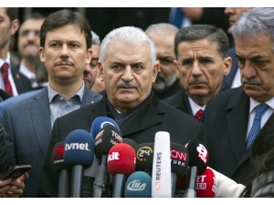 Başbakan Yıldırım’dan Aym’nin ’Fetö Sanıklarıyla İlgili Aldığı Karara’ İlişkin Açıklama
