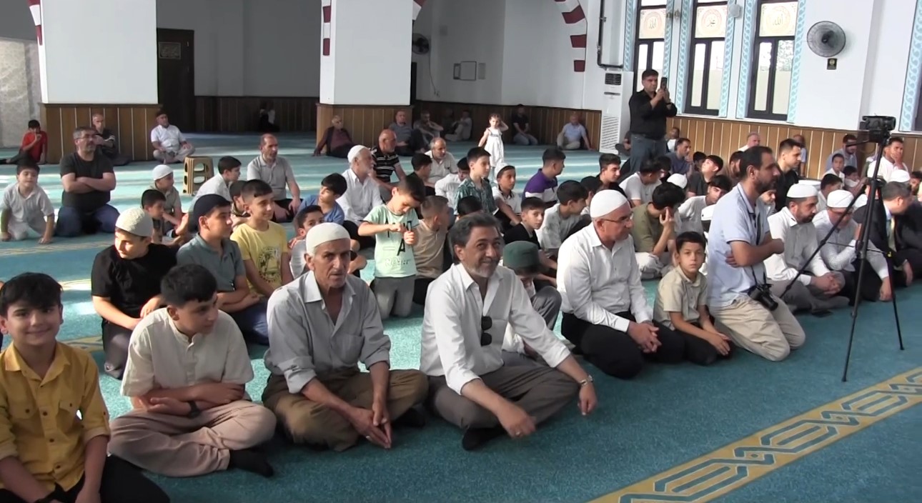 siirt-te-kur-an-kursu-ogrencileri-arasinda-kompozisyon-yarismasi