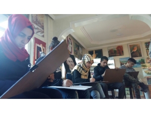 Leonardo Da Vinci Derneğinde Ücretsiz Resim Kursu