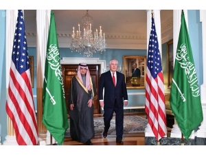 Abd Dışişleri Bakanı Tillerson, Suudi Mevkidaşıyla Biraraya Geldi