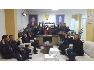 Başkan Seçilir Seçilmez Sahaya İndi