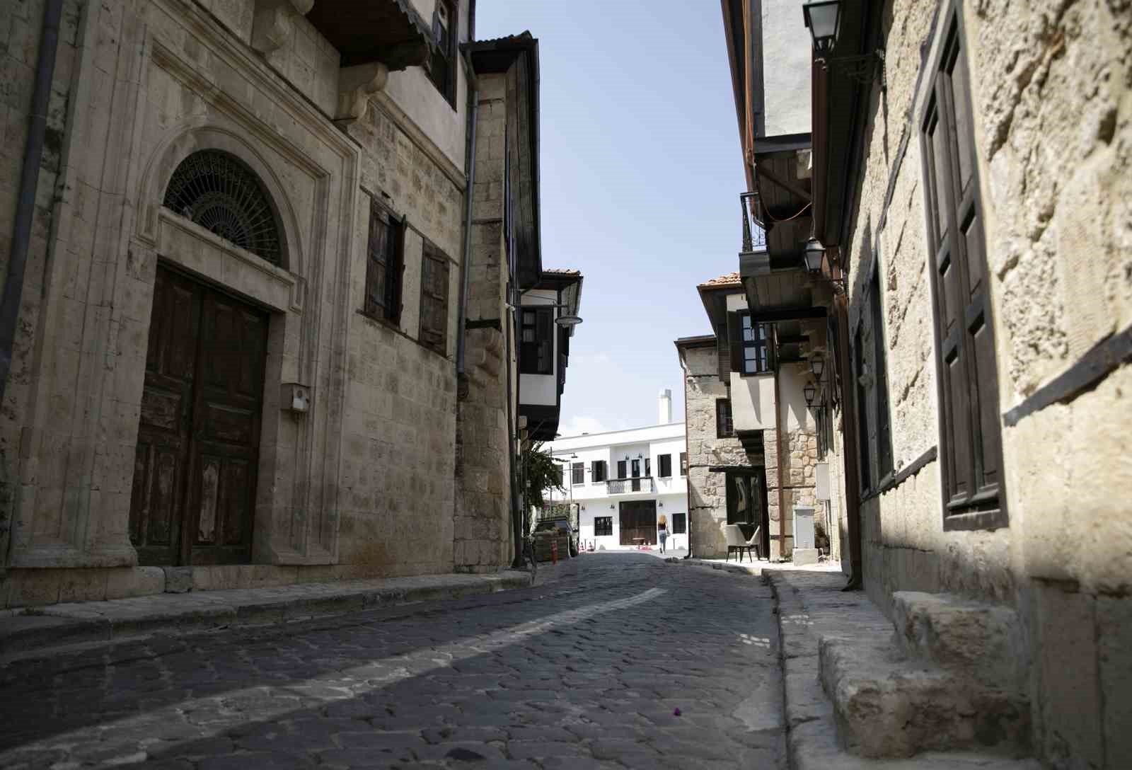 mersin-film-sektorunde-uluslararasi-vitrine-cikti