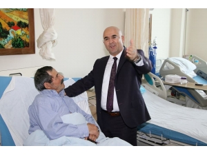 Başkan Altun, Hastaneyi Ziyaret Etti