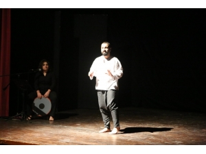 Mardin’de Müzikli Anlatı Oyunu İlgiyle İzlendi