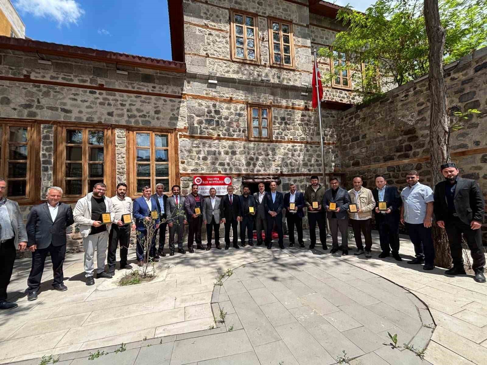 ebubekir-efendi-daru-l-huffaz-i-da-yil-sonu-heyecani